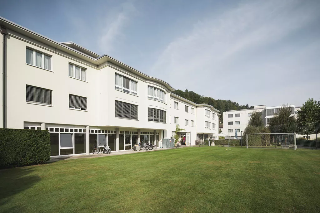 azb_wohnen_wohnhaus-west.jpg